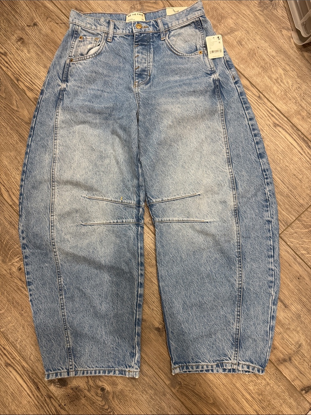 We the Free Good Luck Mid Rise Barrel, NWT, sz 25